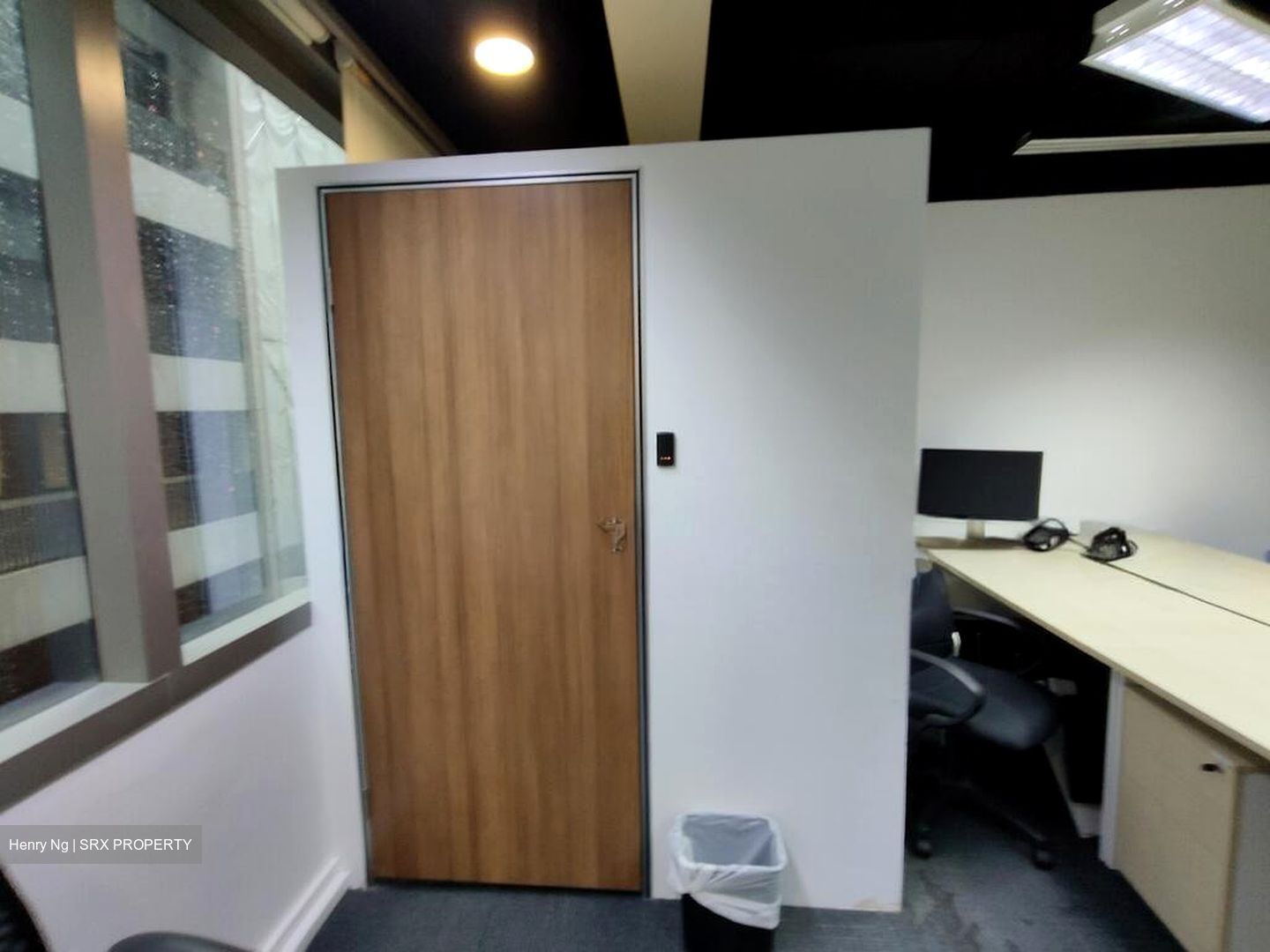 Robinson 112 (D1), Office #510067451